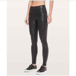 Lululemon Wunder Under foil/shiny high rise tights - size 6 - 25 Inch
